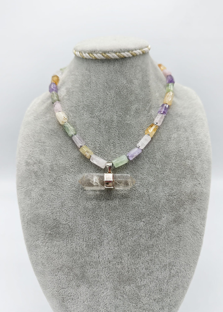 collar punta cuarzo