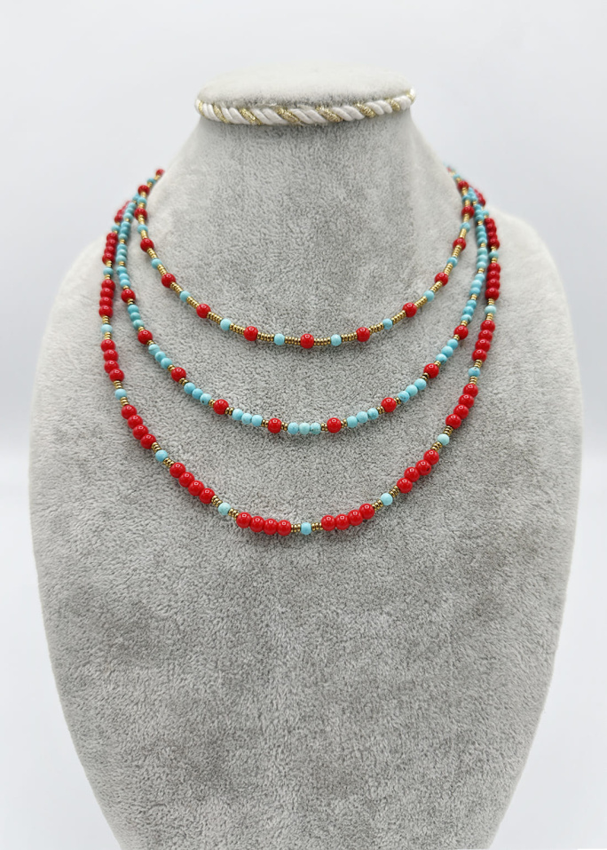 Collar turquesa y rojo 2