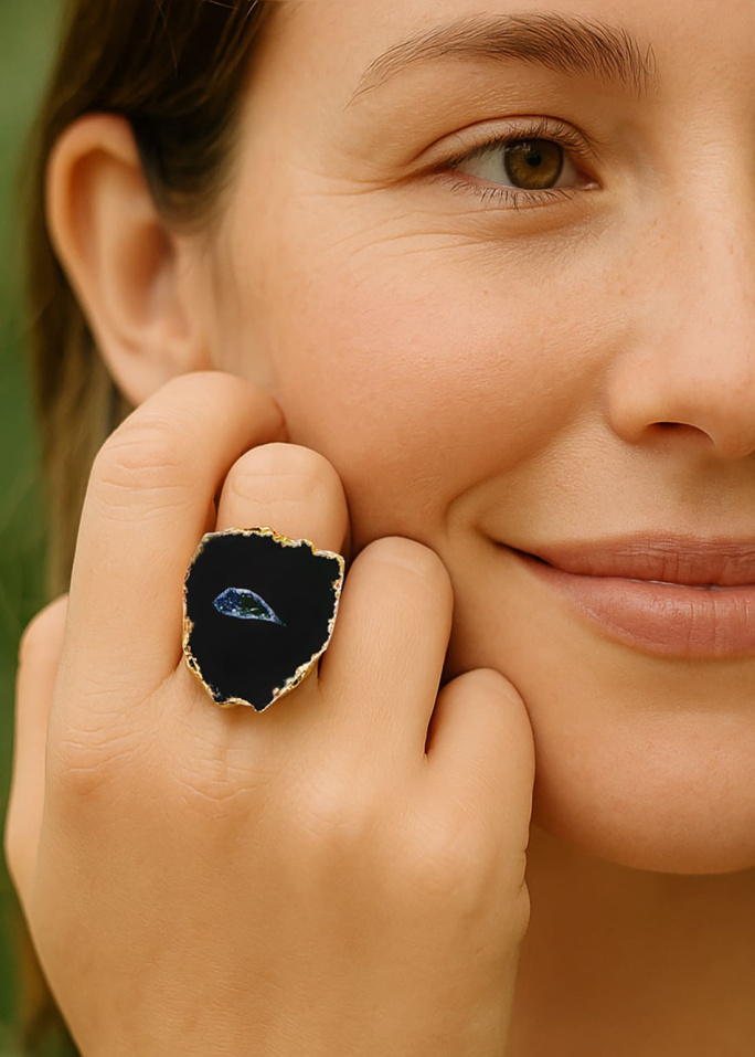 Anillo piedra negra