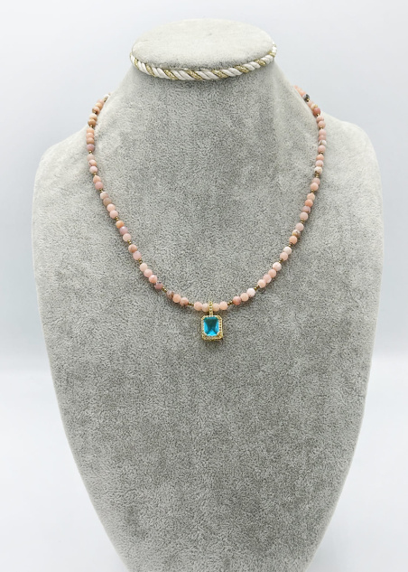 Collar opalos rosas pradika